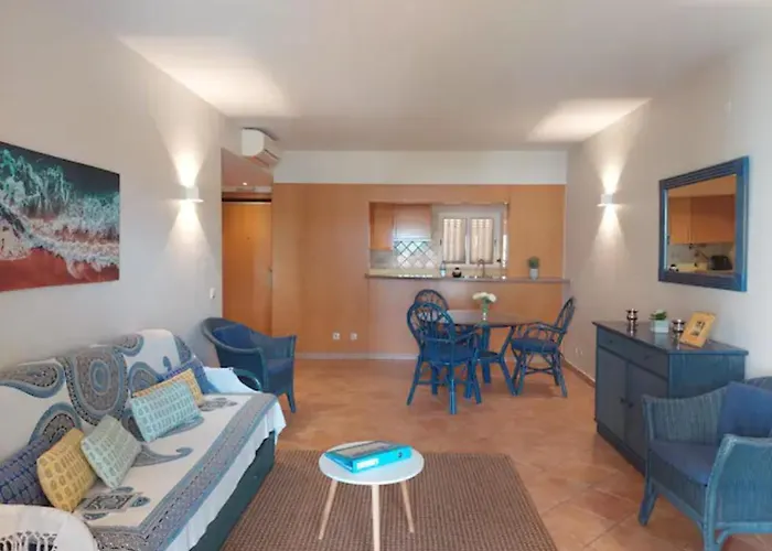 Dreamhouse 1 - Folgado & Borges Lda